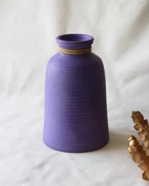 PARALLEL LINE FLOOR VASE