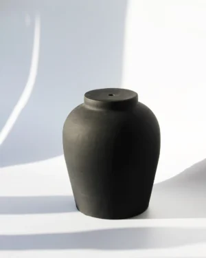 MONOCHROME MADNESS FLOOR VASE